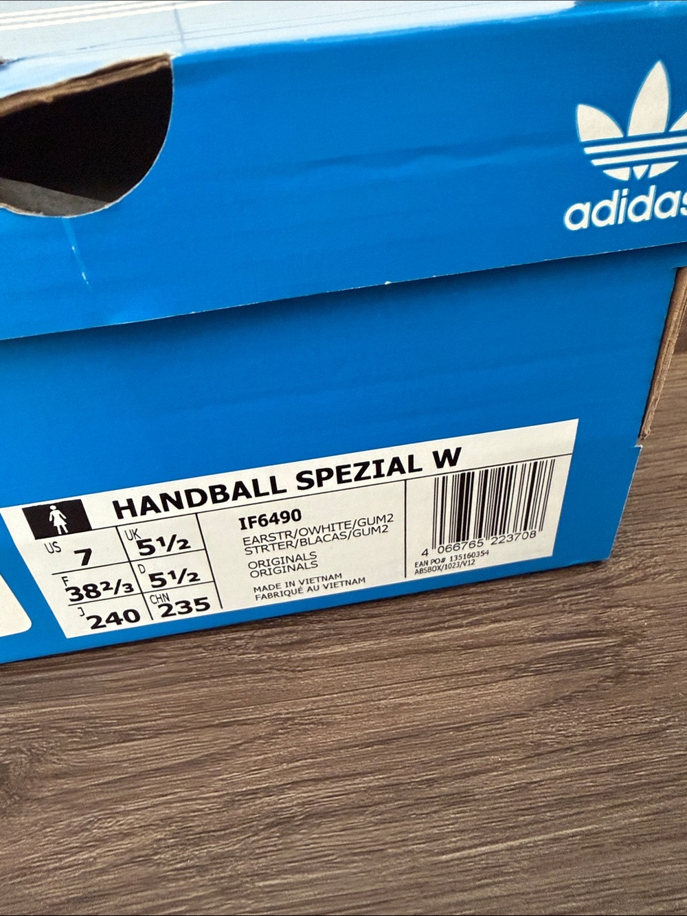 adidas Spezial Low-Top Sneaker in Brown and White - Picture 5 of 7